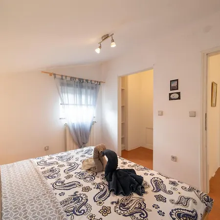 Large Family Sabrina On Two Floors Daire *